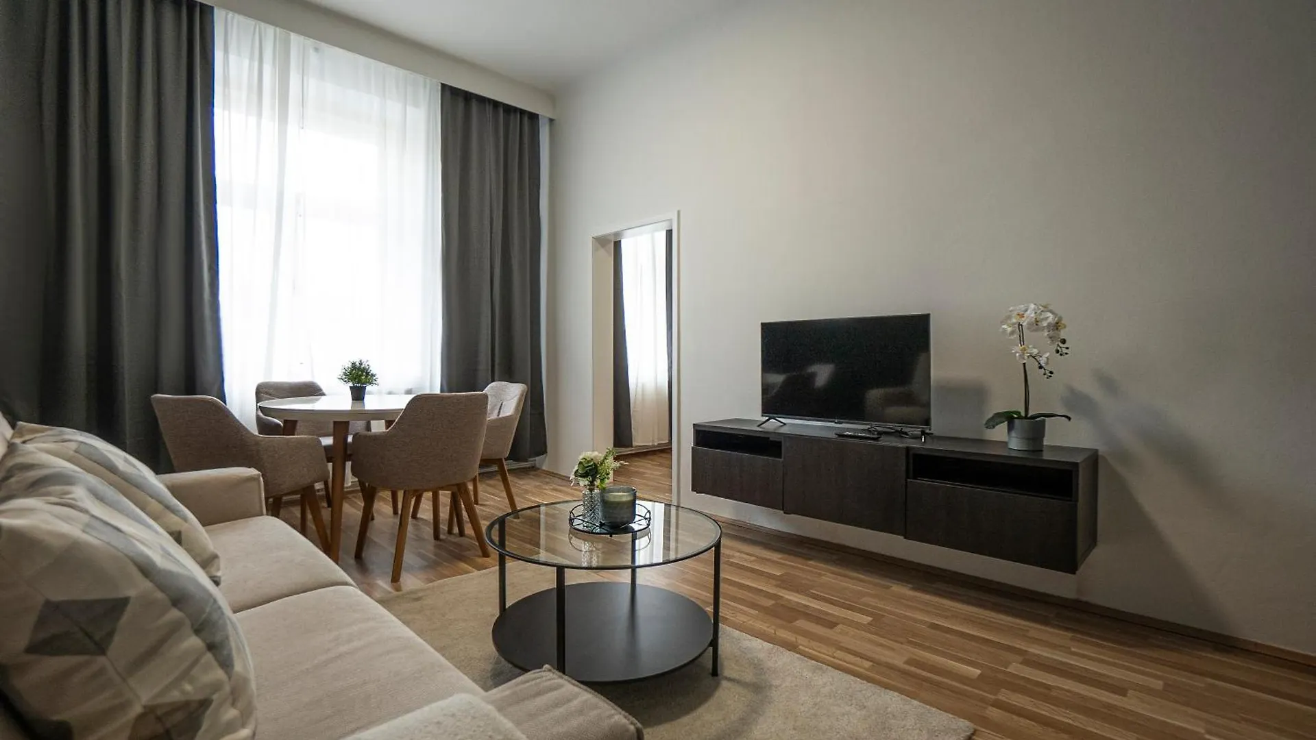Bright Apartment 15 Min From The City Center Viena